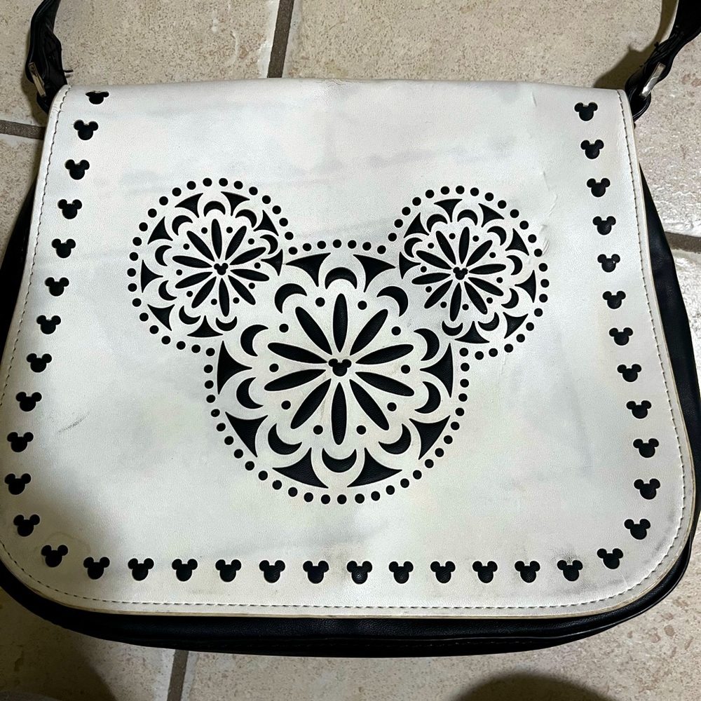 Verá Bradley Mickey Mouse leather cross body